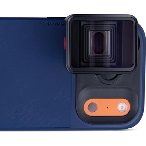 image:imageMoment 133x Anamorphic Mobile Lens  Capture True Cinematic Aspect Ratio Gold or Blue Flare All Series Blue Flare TSeries IIBlue Flare